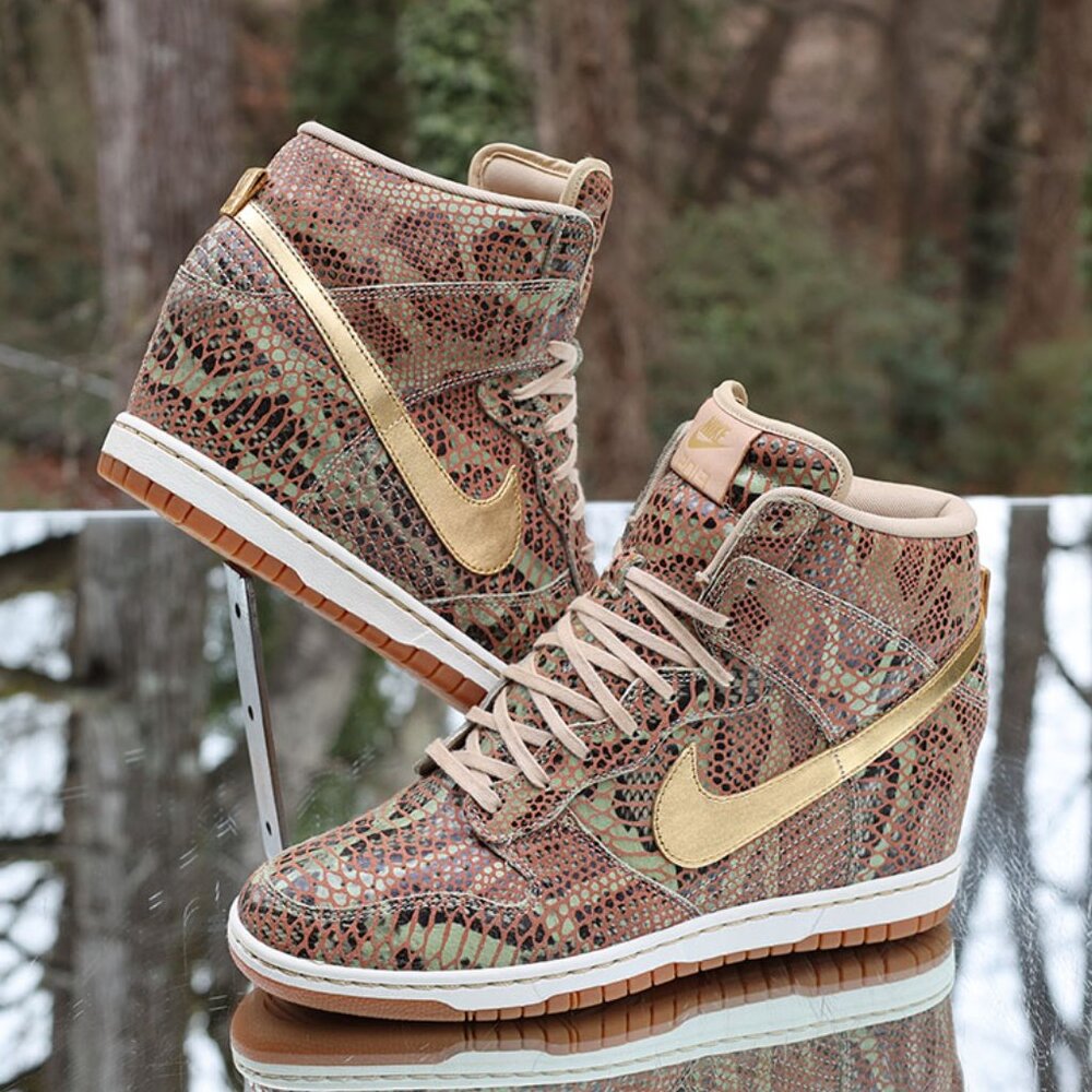 Nike Dunk Sky Hi Year of the Snake QS - Picture 2 of 16